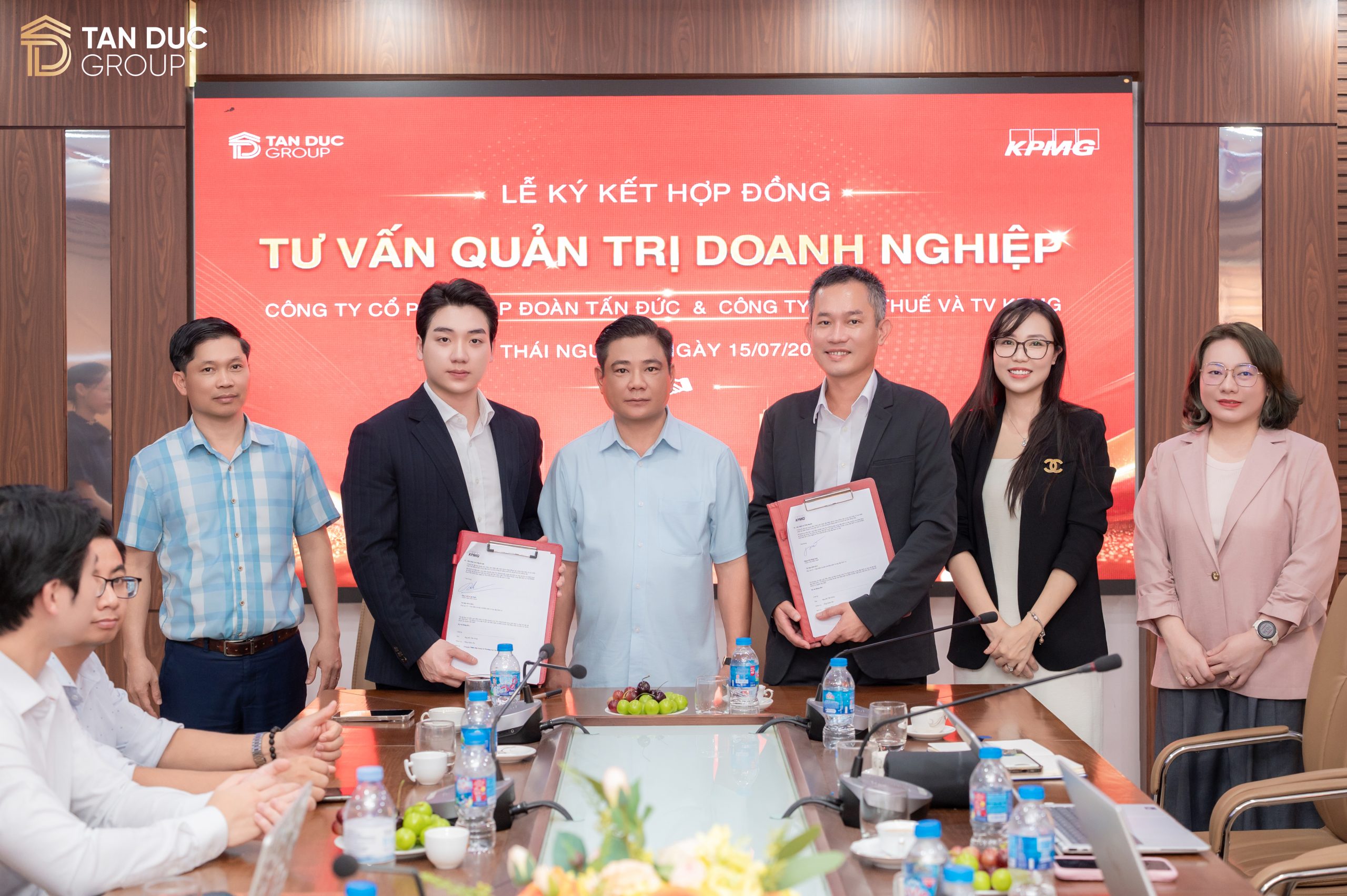 Tin tức